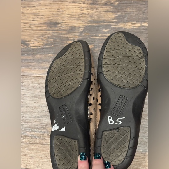 New Balance Cobb Hill CAG13LN Pippa Criss Cross Mary Janes Women’s Size 8.5 - Picture 3 of 6